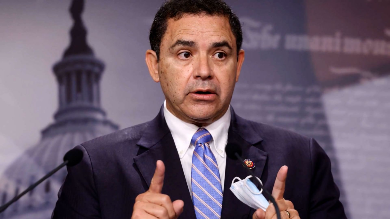 Two People in Politics Agreed to Deals About Bribery in Rep. Henry Cuellar's Case!