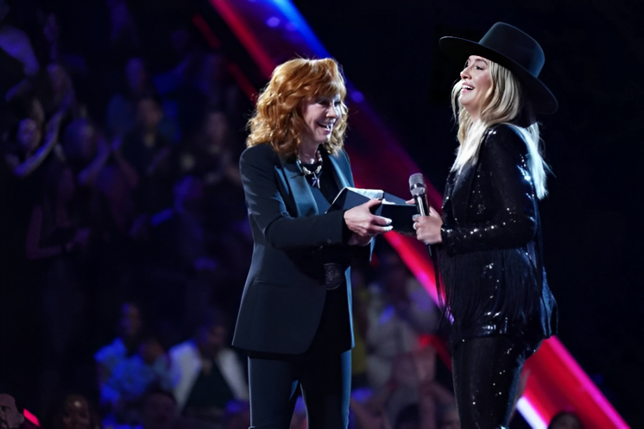 Reba McEntire Welcomes Lainey Wilson to Grand Ole Opry